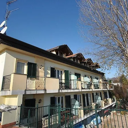 Sleeps 4 Pool Wifi
