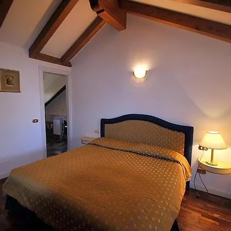 Sleeps 4 Pool Wifi Lejlighed *